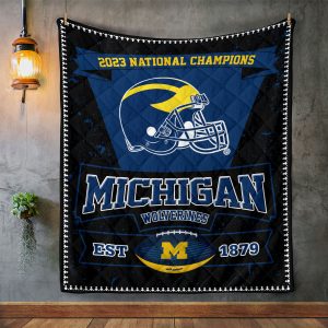 Michigan Wolverines Football Quilt Blanket - VANDH 2227