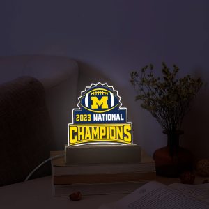 Michigan Wolverines Football Led Light with Wooden Base (7 Colors) - HOATT 4212