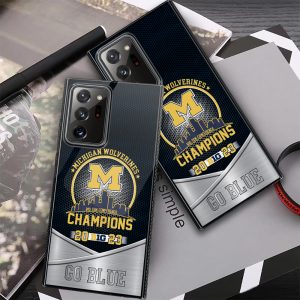 Michigan Wolverines Football Phone Case - HOATT 4171