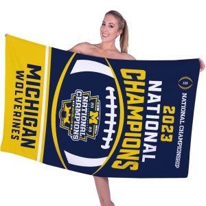 Michigan Wolverines Football Rectangle Beach Towel - TANTN 4152