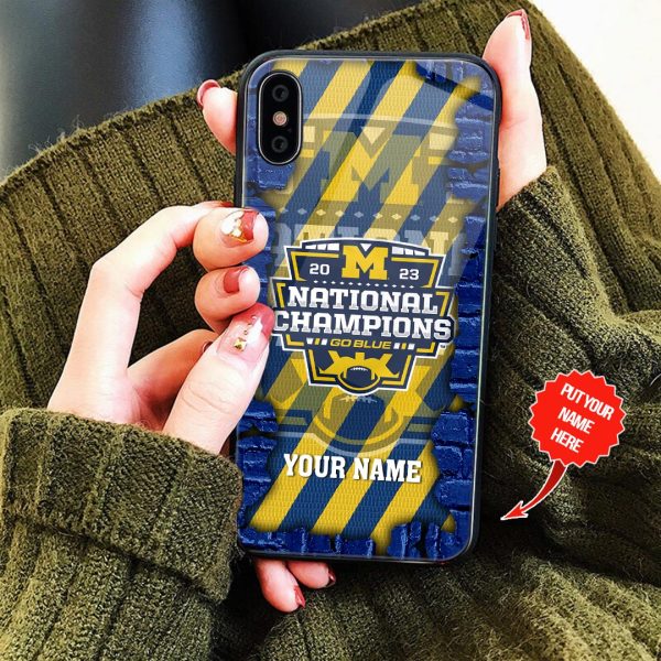 Personalized Michigan Wolverines Football Phone Case - TANTN 4131