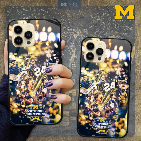 Michigan Wolverines Football Phone Case - TANTN 4261