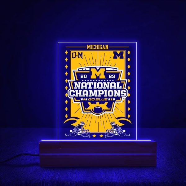 Michigan Wolverines Football Led Light with Wooden Base (7 Colors) - MAITM 5794