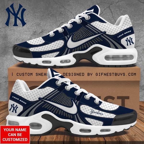 Personalized New York Yankees Air Max Shoes - TANTN 8615