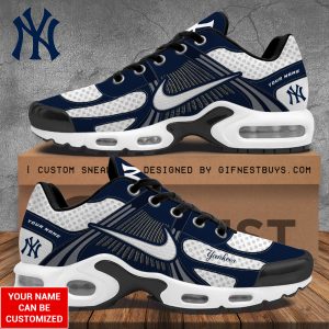 Personalized New York Yankees Air Max Shoes - TANTN 8615