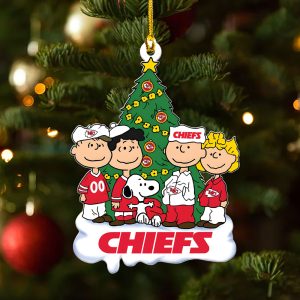 Kansas City Chiefs x The Peanuts Movie Custom Shape 2-sided Acrylic Ornament - MAITM 8698