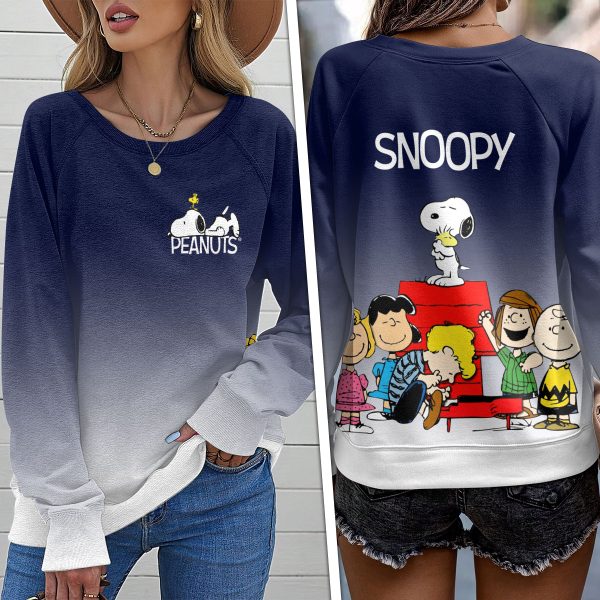 Snoopy Round Neck Raglan Sleeve Sweatshirt – HOATT 6937