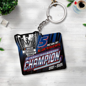 Kyle Larson 2025 NASCAR Cup Series Champion Custom Shape 2-sided Keychain - TANTN18424