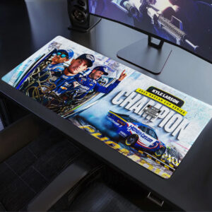 Kyle Larson 2025 NASCAR Cup Series Champion Mouse Mat - TANTN18166