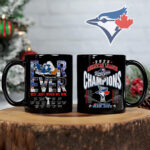 Toronto Blue Jays 2025 American League Champions Ceramic Mug - HOATT14595