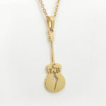 Elvis Presley Stainless Steel Guitar Pendant Necklace – MAITMDROP015
