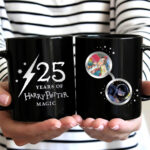 Harry Potter 25th Anniversary Ceramic Mug – NGHIAVT6009