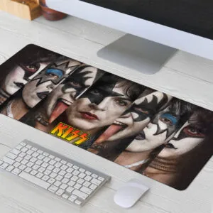 KISS Mouse Mat - NGHIAVT6104