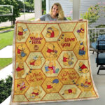 Winnie-the-Pooh Quilt Blanket – TMTHU6401