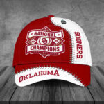 Oklahoma Sooners 2026 NCAA Baseball Men’s College World Series Champions Classic Cap – TANTN23861