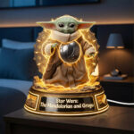 Star Wars: The Mandalorian and Grogu Custom Shape Acrylic Light Box – TMTHU6754