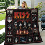 KISS Quilt Blanket – TMTHU7176