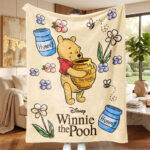 Winnie-the-Pooh 100th Anniversary Fleece Blanket – TMTHU7916